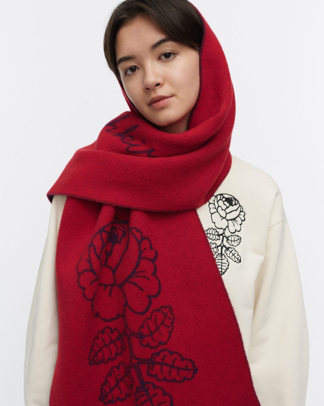 Sävellys Vihkiruusu Kioski huivi