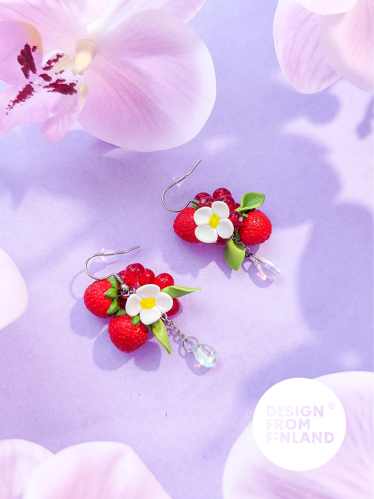 Metsämansikka-korvakorut - pieni terttu