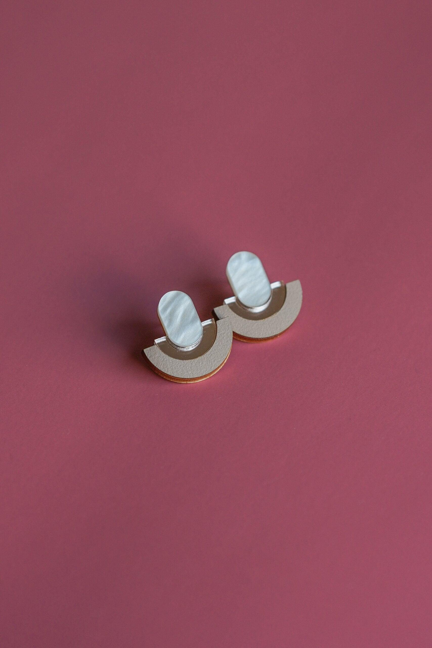 Kaari Earrings