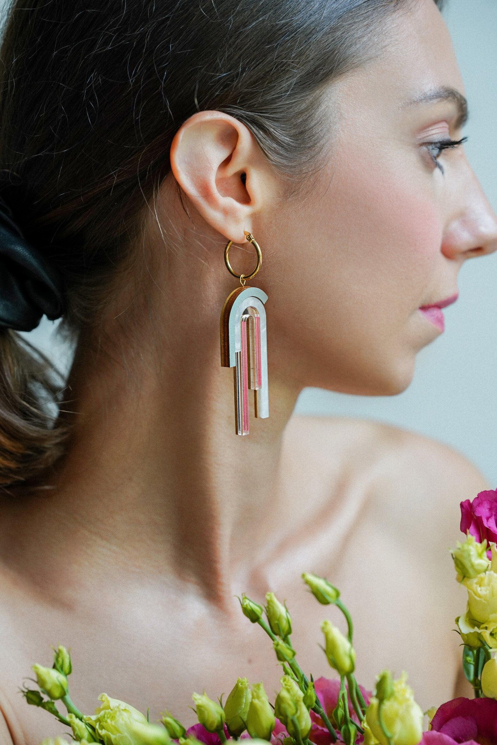 Kaari Big Earrings, Olive