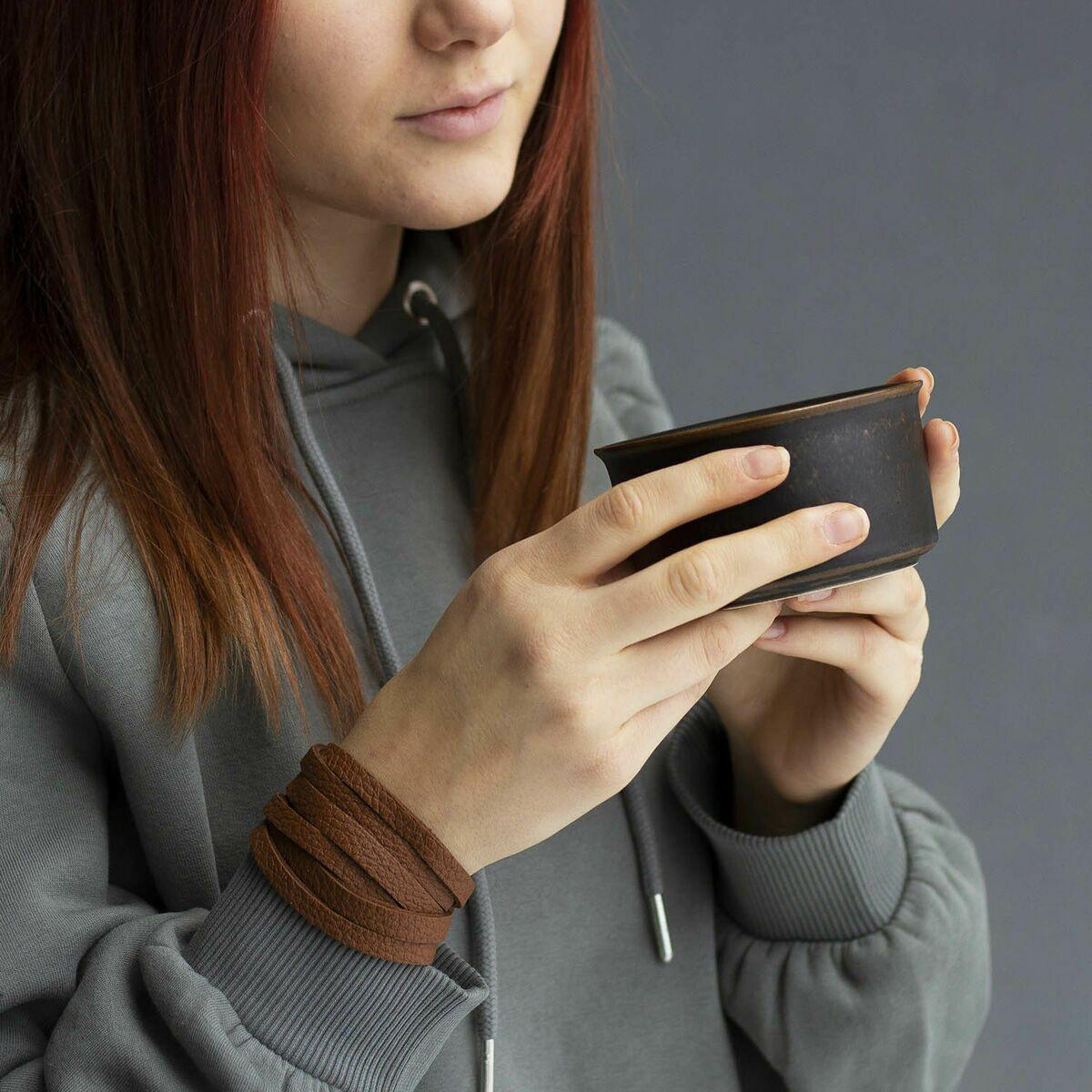 Häive käsikoru, ruskea