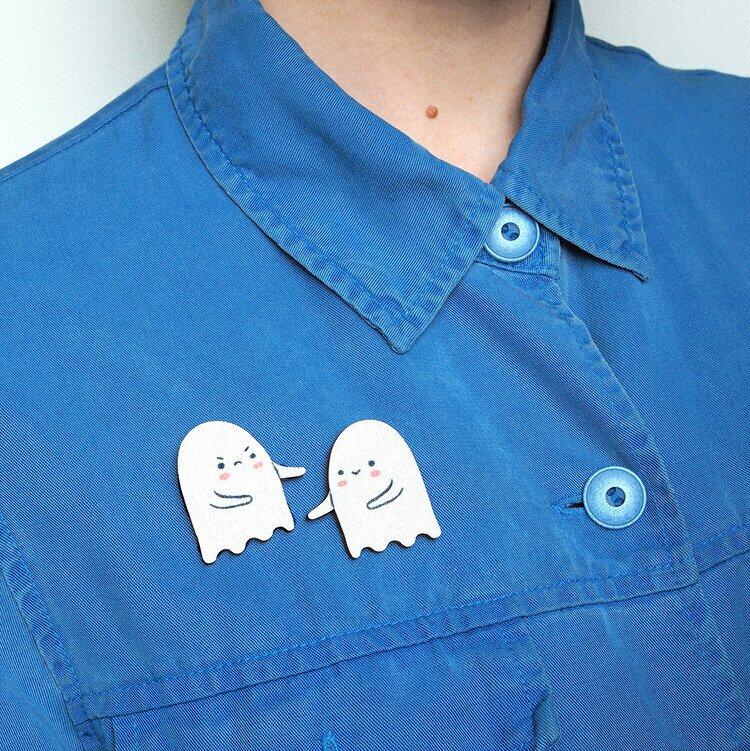 Ghost friends Pinssi