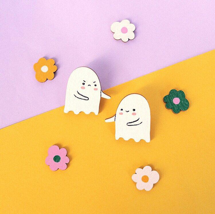 Ghost friends Pinssi