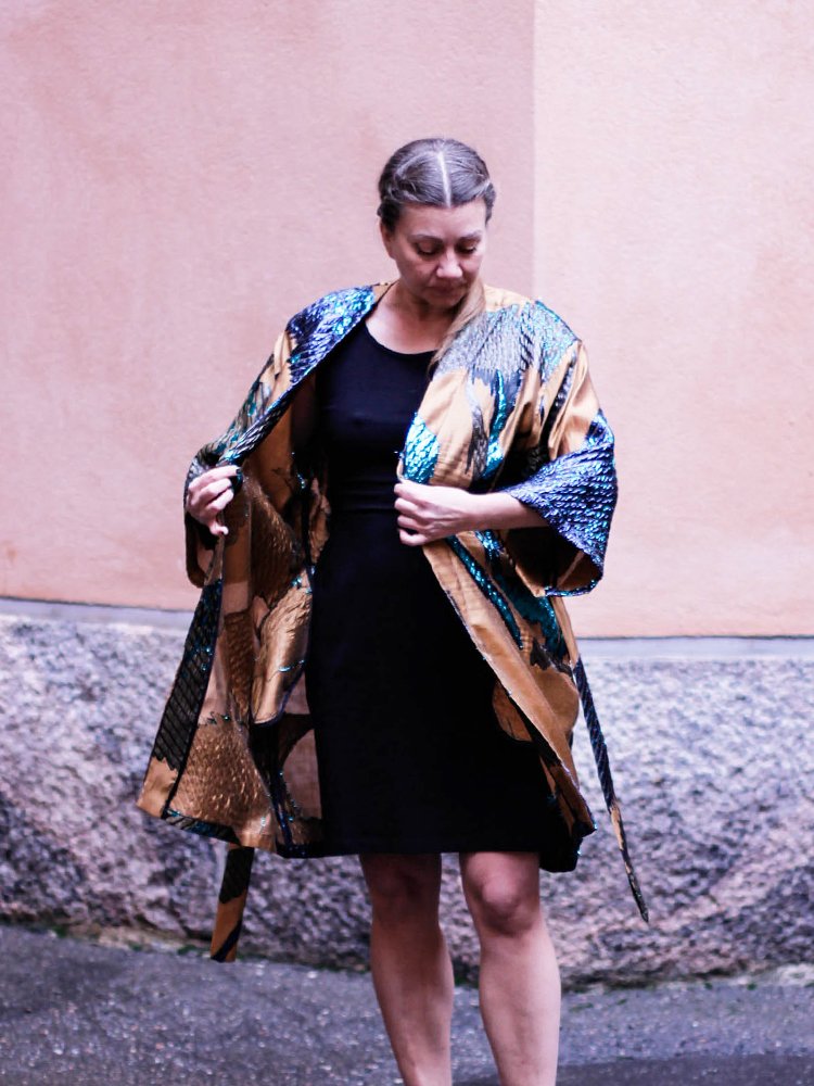 Josephine kimono, Sahramikulta/Safiiri