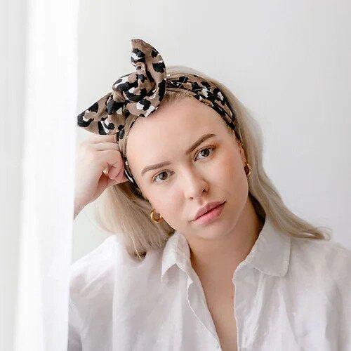 Moldable linen collar