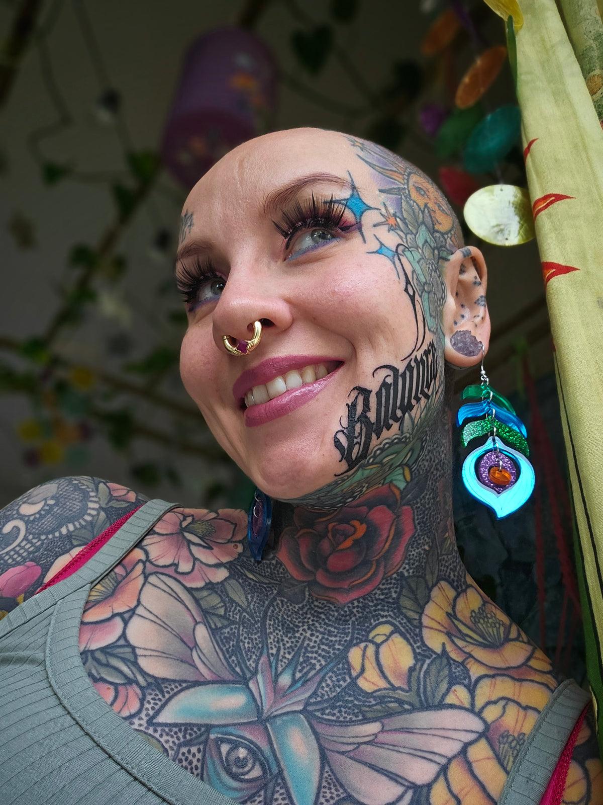 Riikinkukko Korvakorut