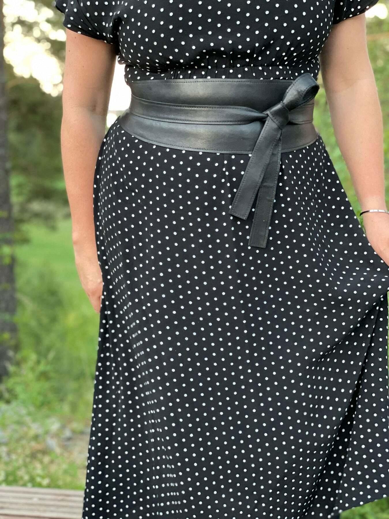 Leveä Kietaisuvyö 240cm, Musta