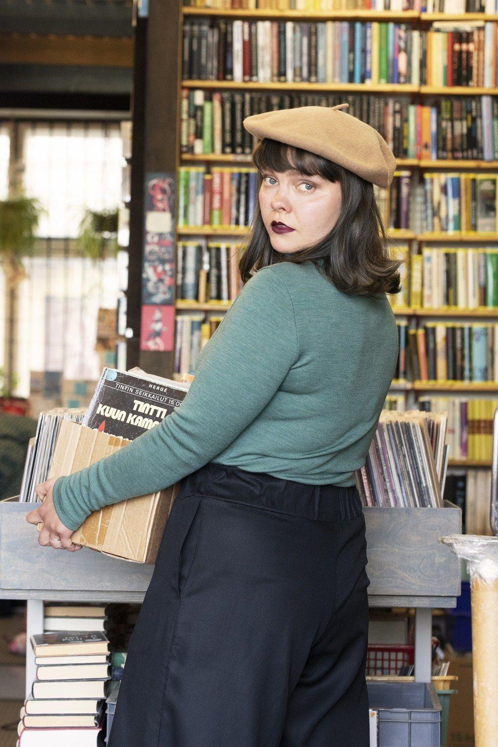 IISI Villapoolo, Salvia