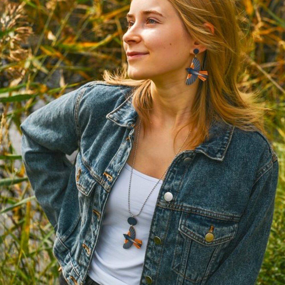 Linnut kaulakoru, Kuukkeli