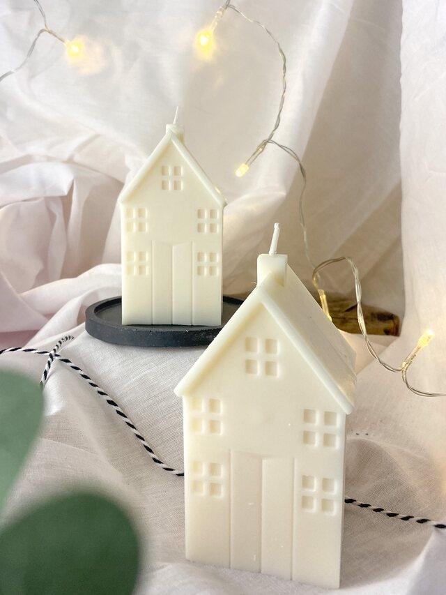 House Candle, White