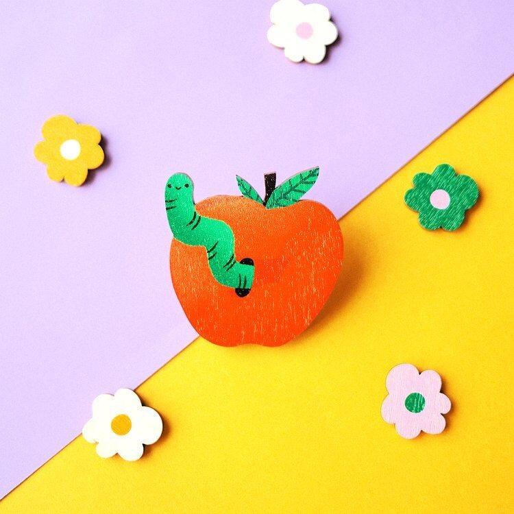Apple Worm Magnet