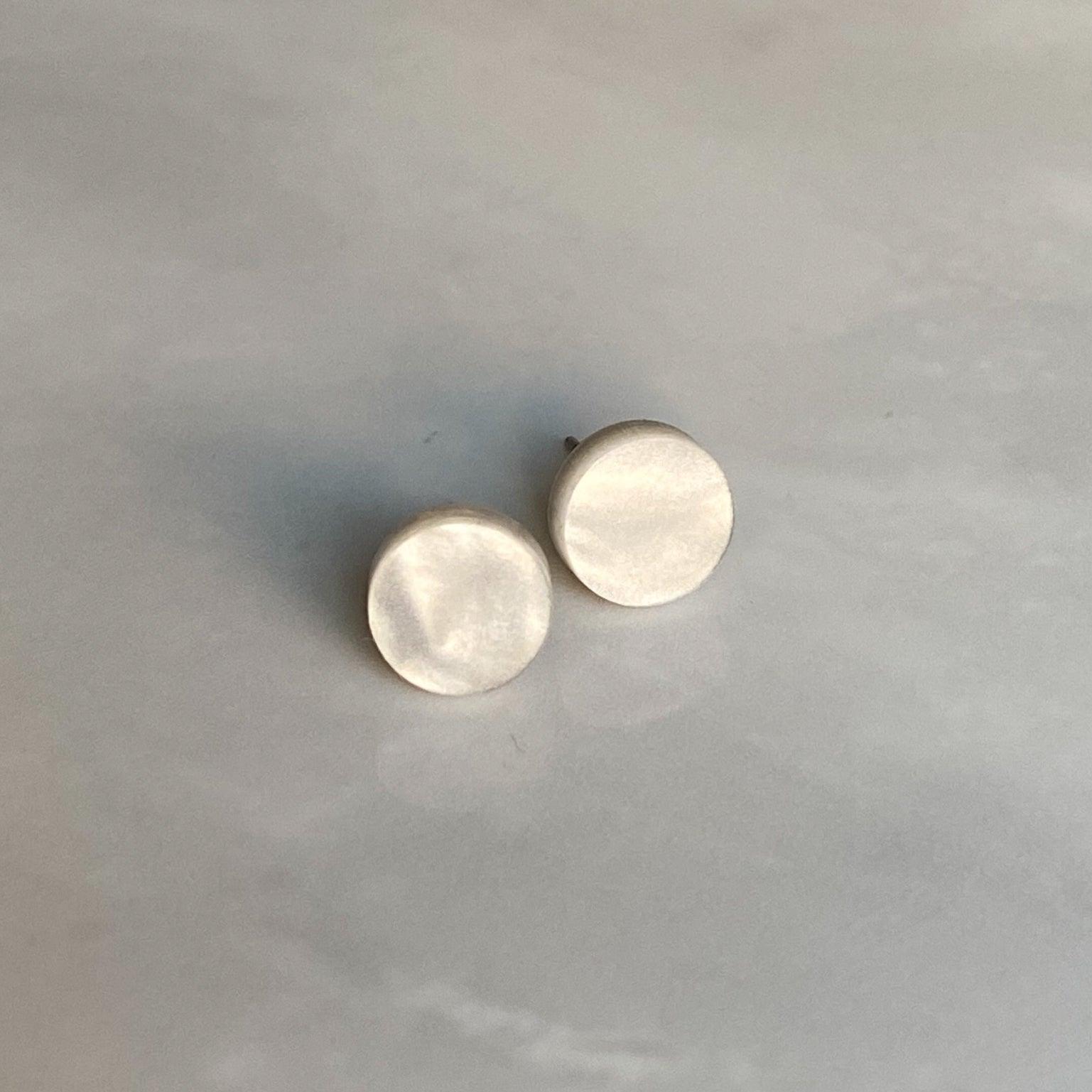 Konfetti nappikorvakorut