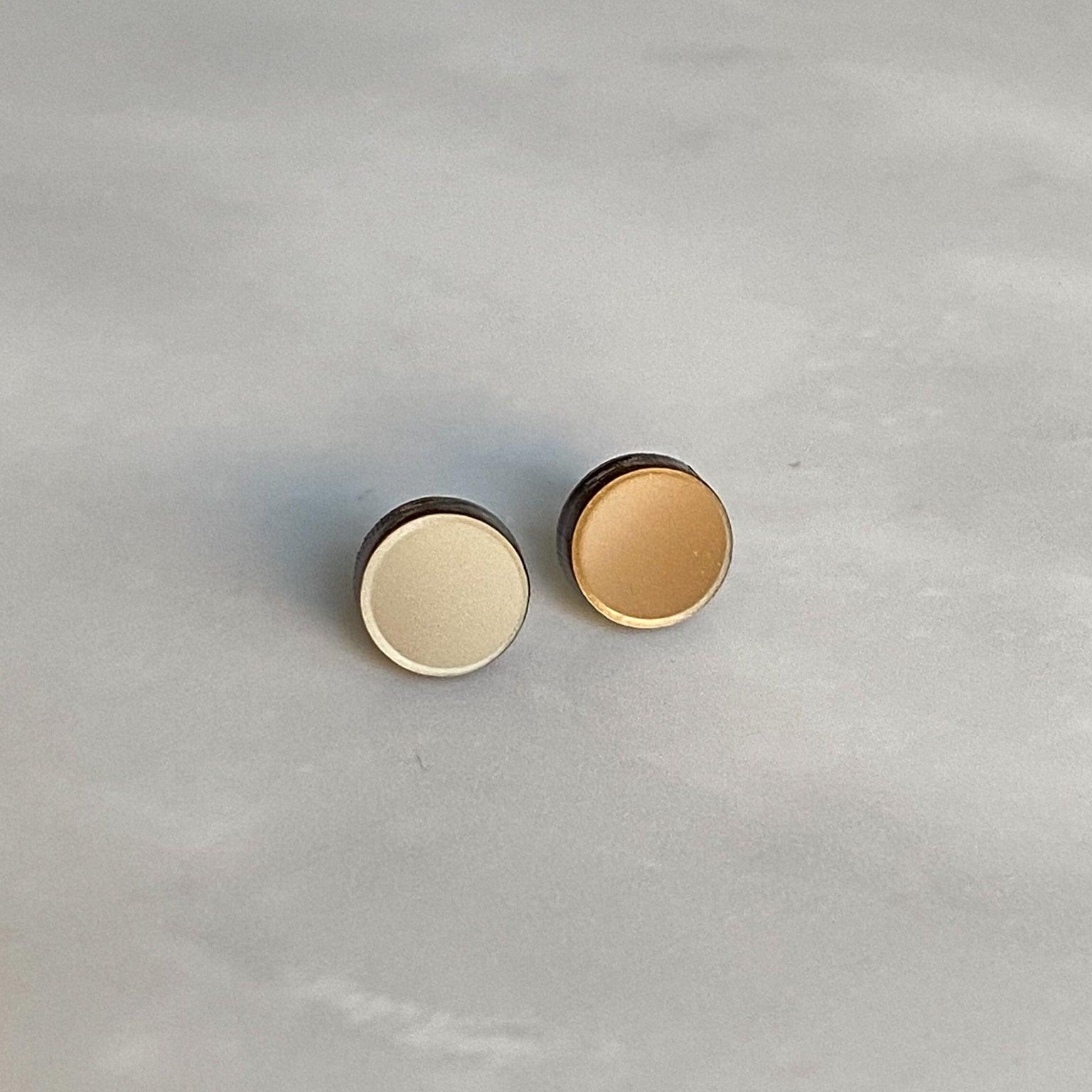 Konfetti nappikorvakorut