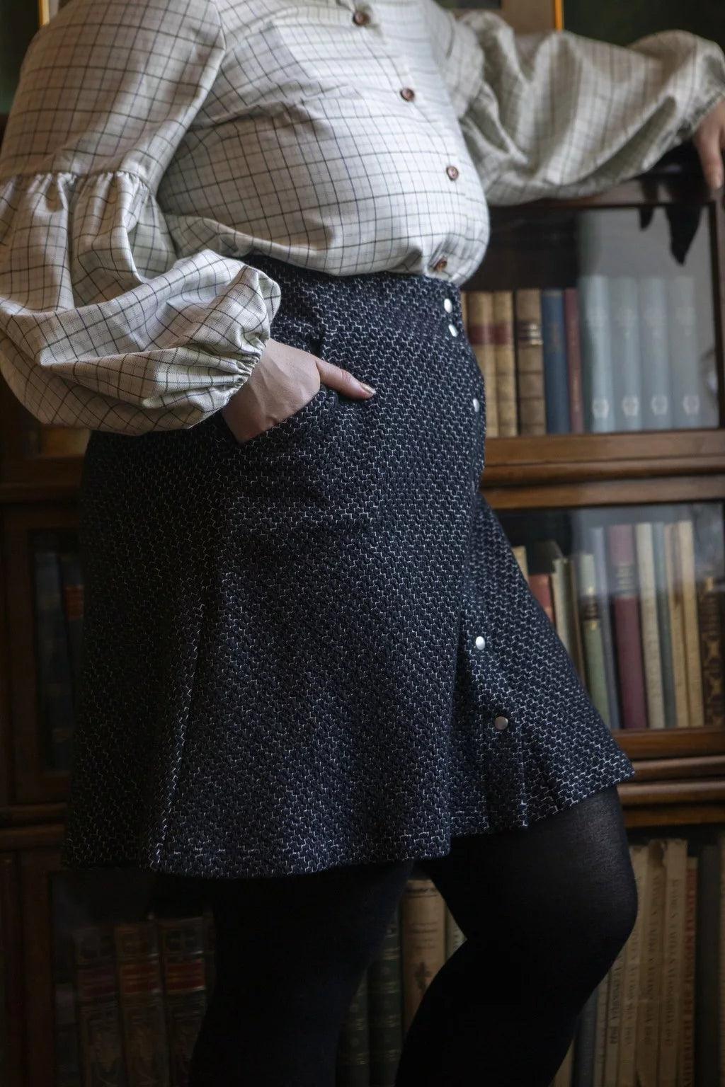 KORIA Nepparihame, Mustavalkoinen