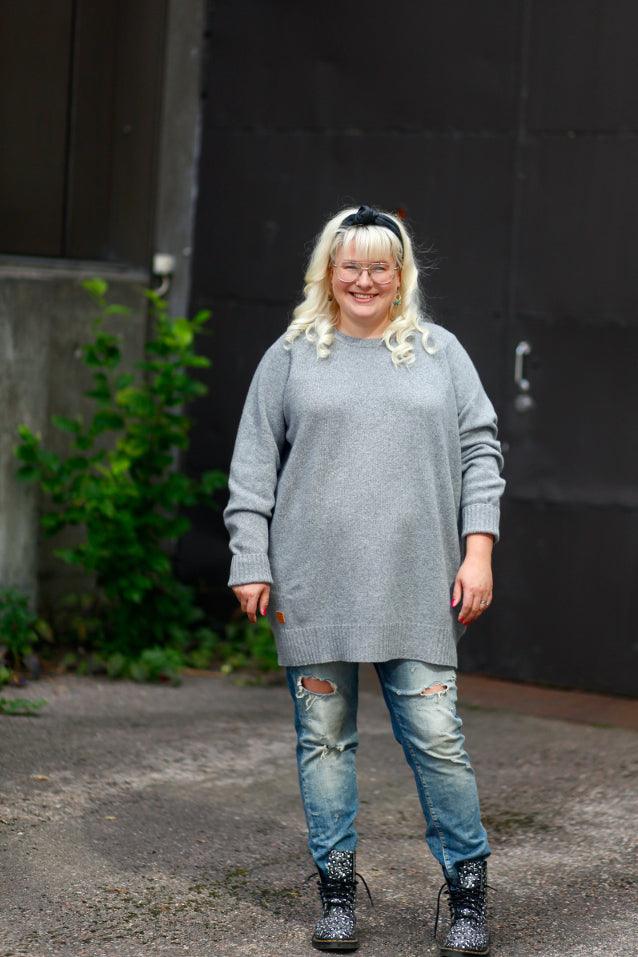 Favorite sweater, frost grey