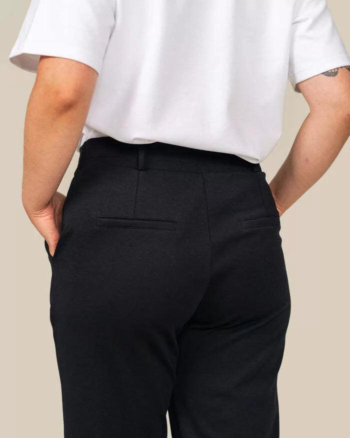 Pleated trousers, black