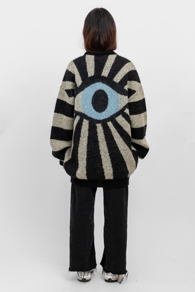 RUNO – Äidin Valvova Silmä