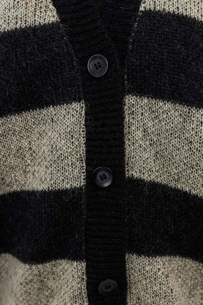 RUNO – Äidin Valvova Silmä