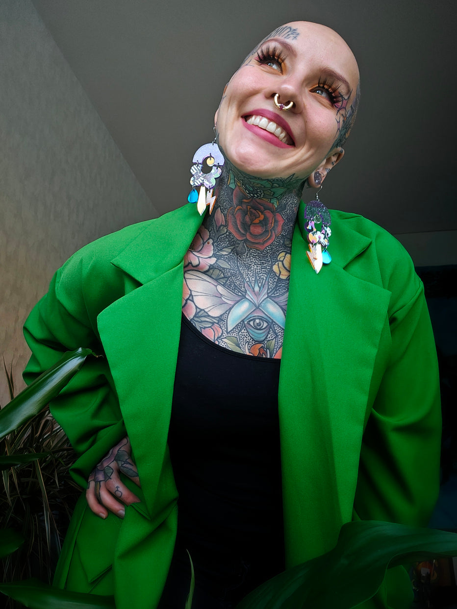 Kesäkukka överi Korvakorut