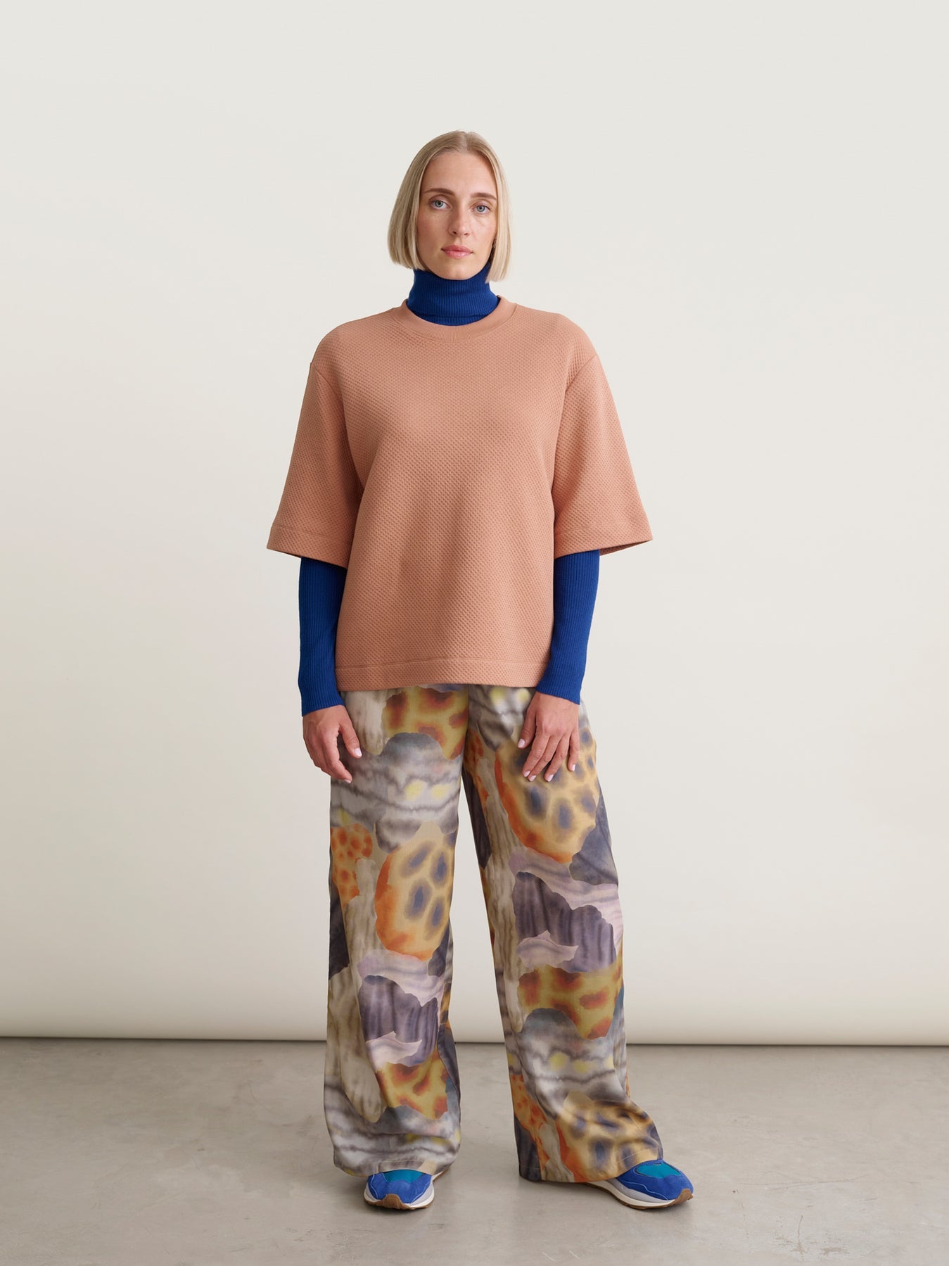 Honeycomb t-paita, nougat