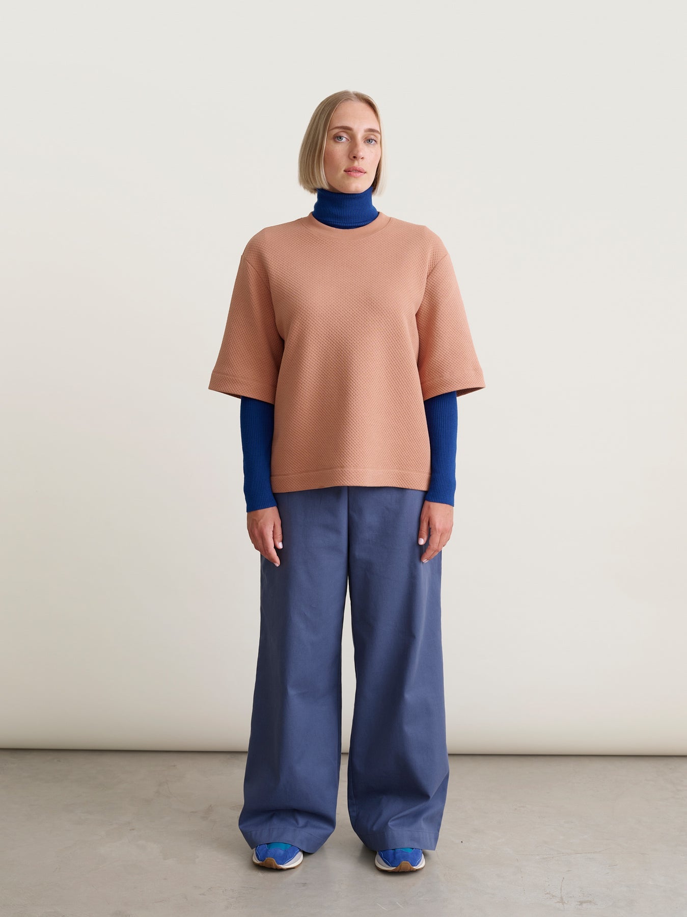 Honeycomb t-paita, nougat