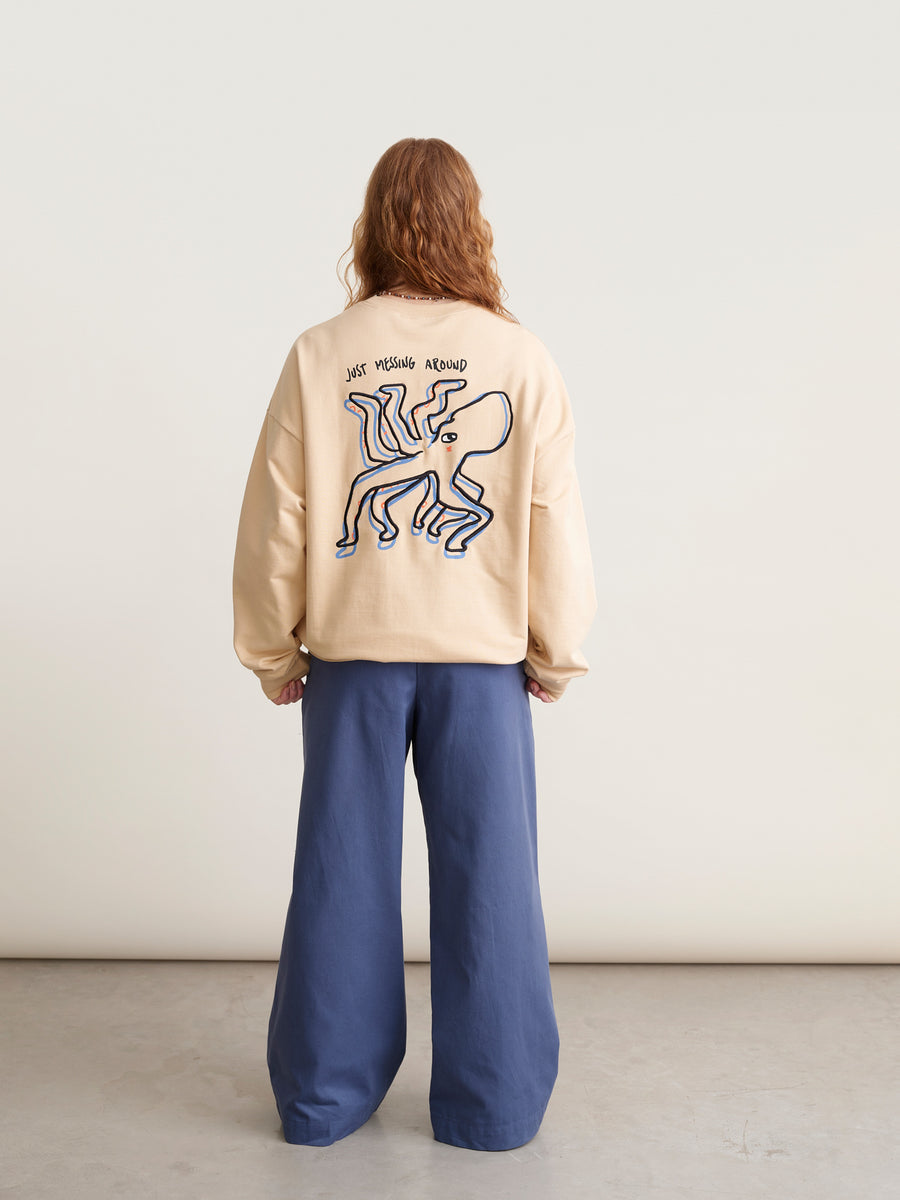 Messing Around Collegepaita