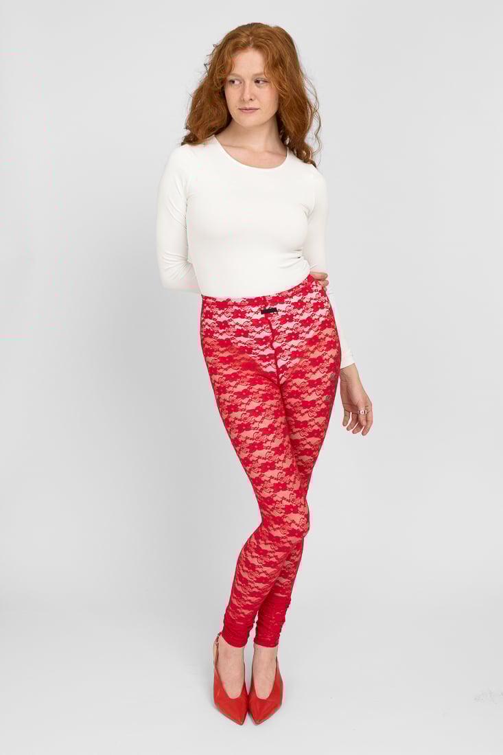 KAINO – Pitsi, punainen