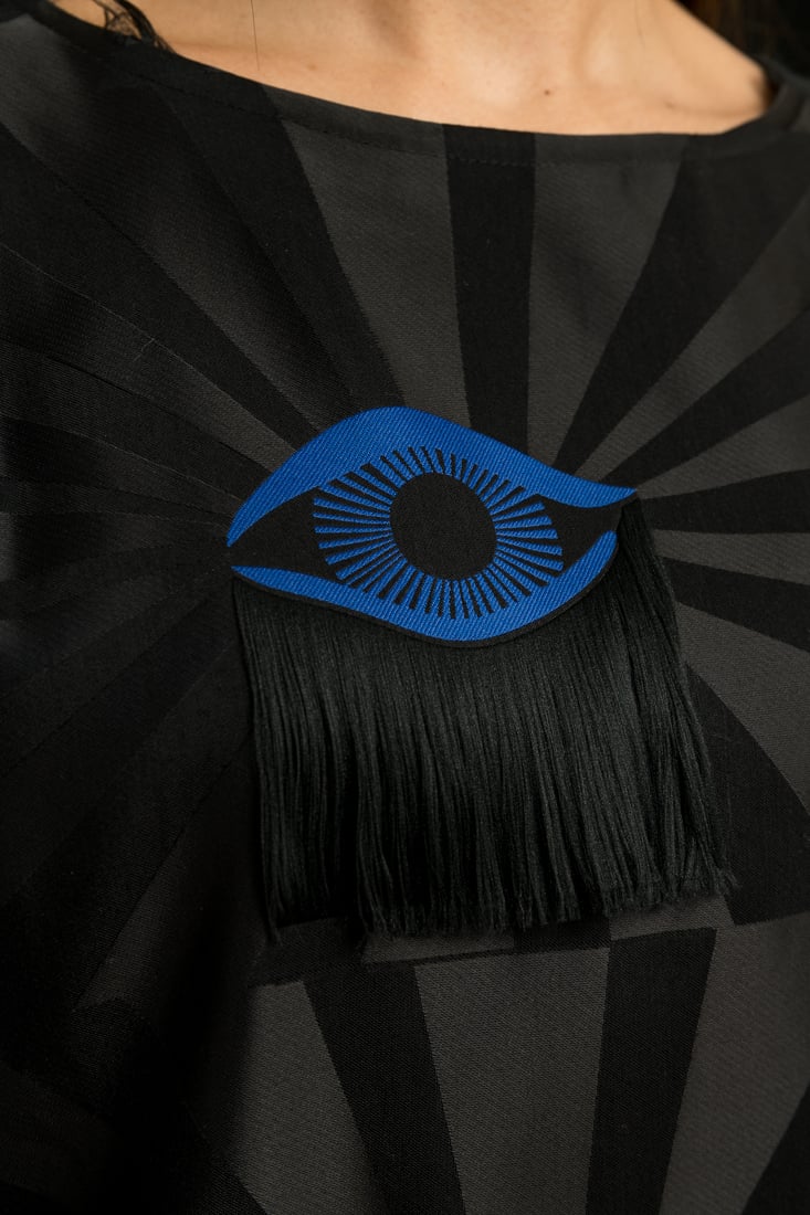 LINNEA – Äidin valvova silmä, musta