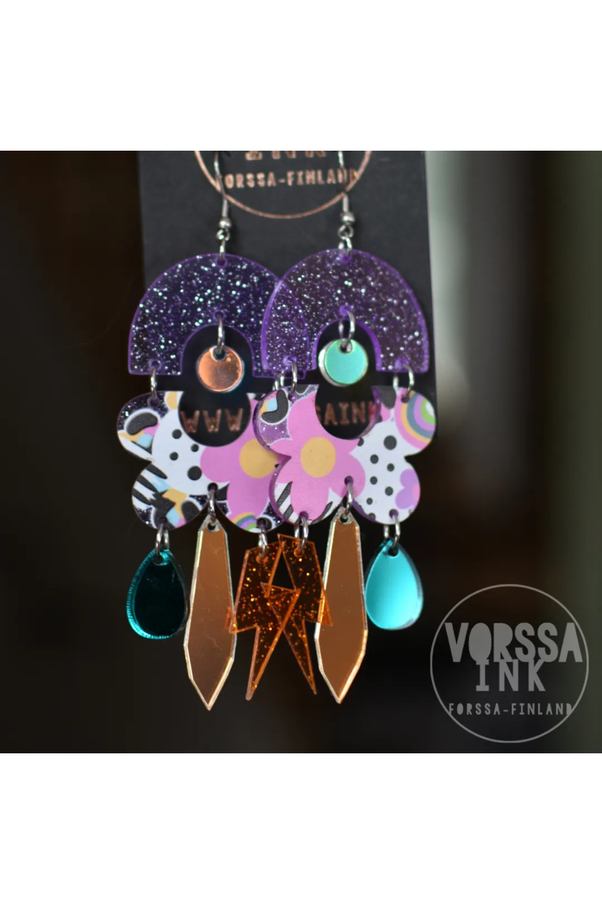 Kesäkukka överi Korvakorut