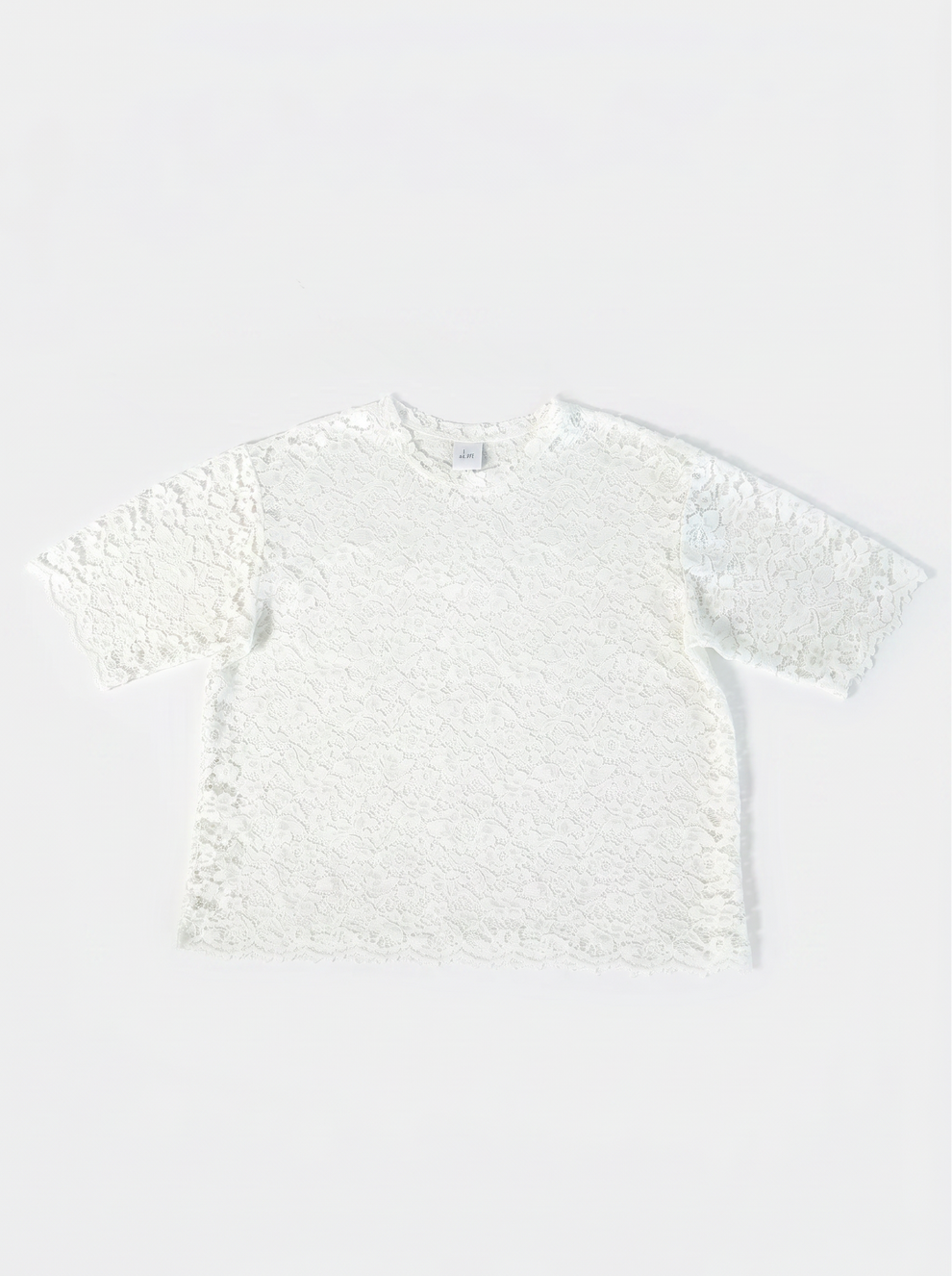 Relaxed Lace T-shirt, Soft Hug