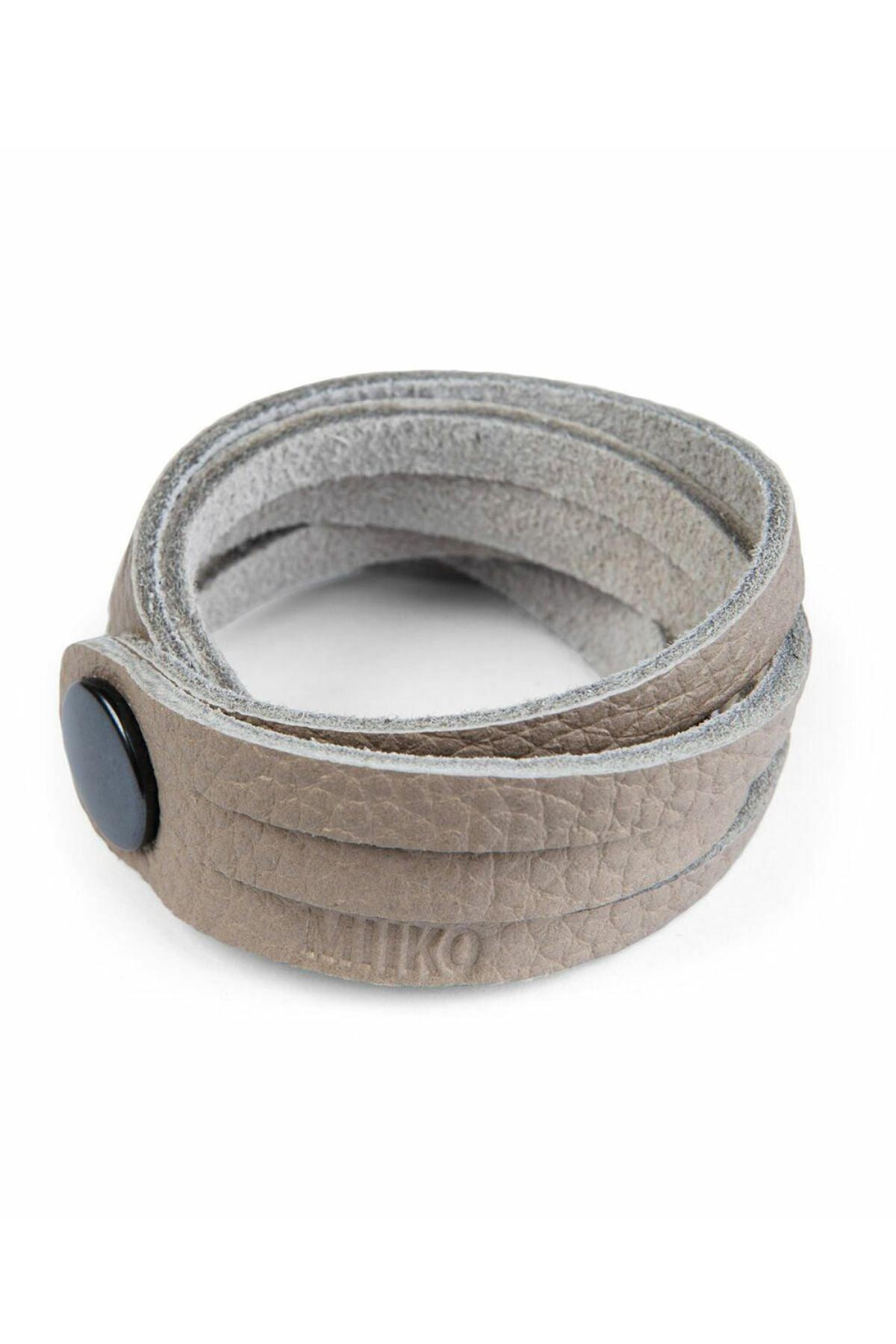 Häive käsikoru, Titan