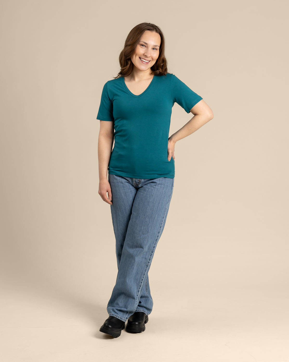 Hento T-paita, Vaalea Petrooli