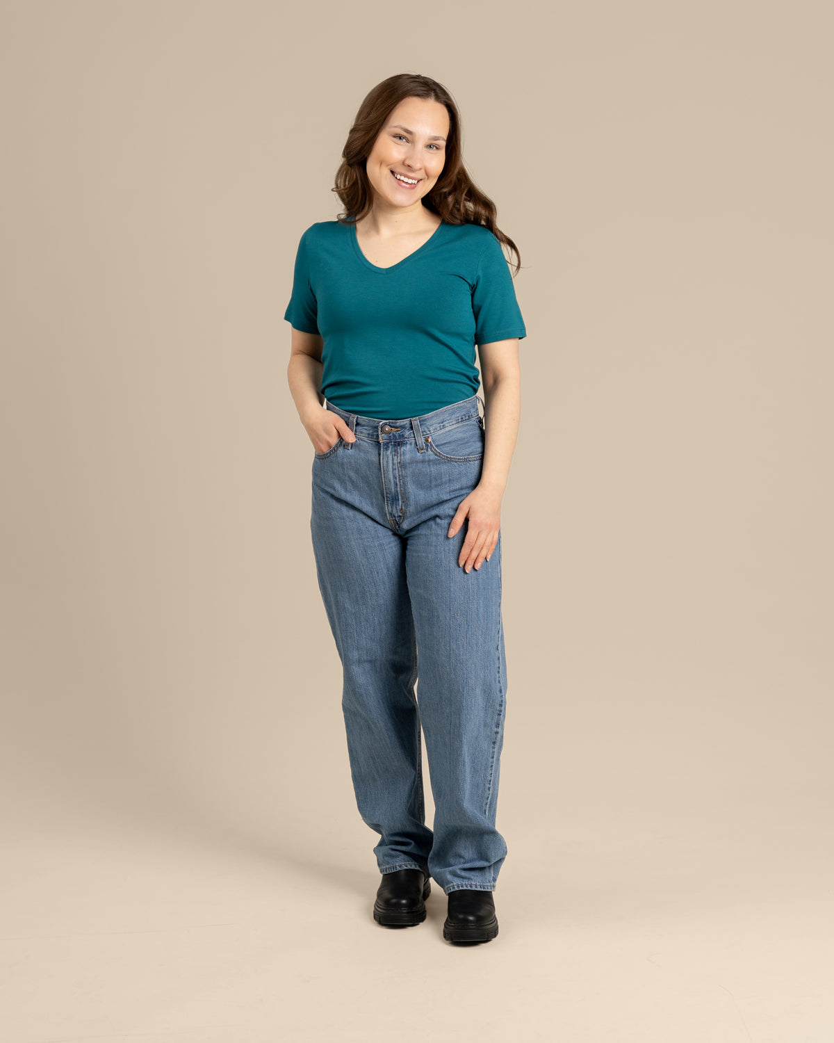 Hento T-paita, Vaalea Petrooli