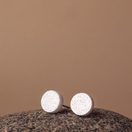 Konfetti nappikorvakorut