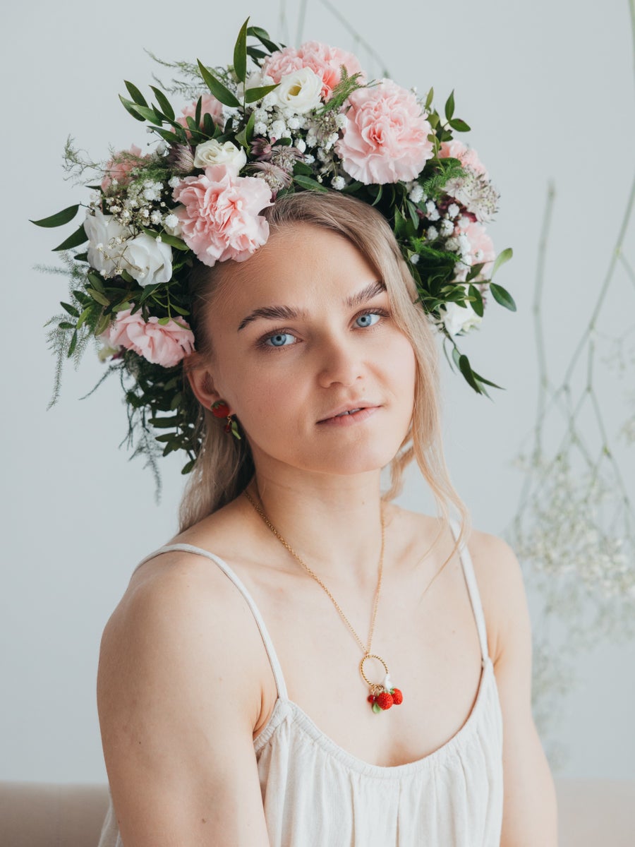 Metsämansikka-kaulakoru - pieni