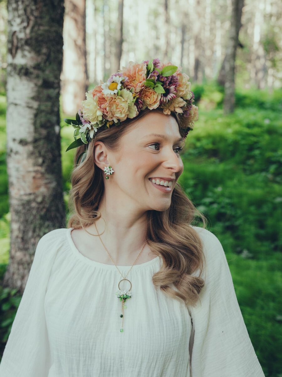 Metsätähti-nappikorvakorut