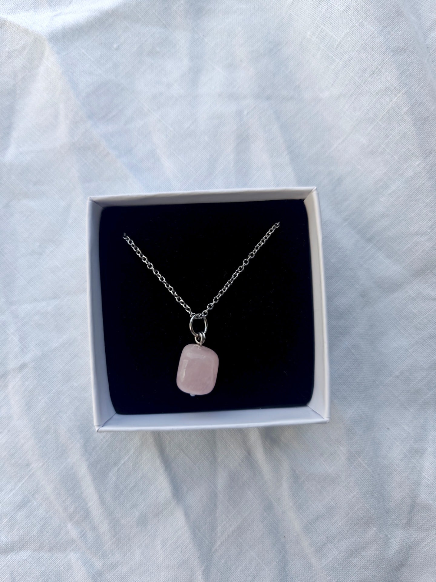 Mineral Vibrations/ Rose Quartz Kaulakoru