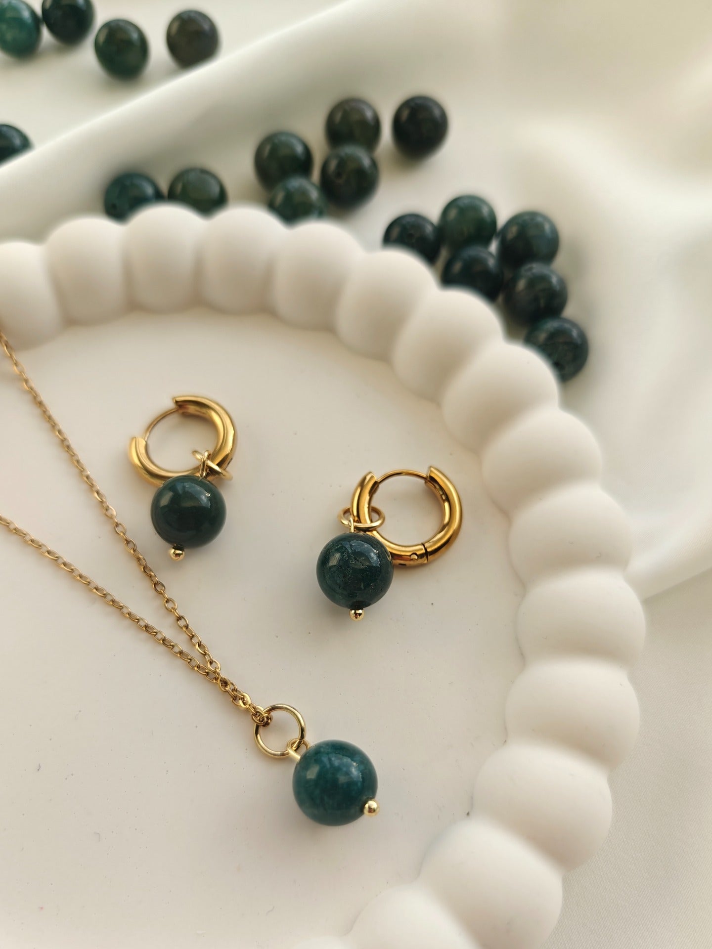 Mineral Vibrations/ Moss Agate Korvakorut