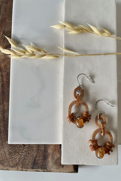 Wanderer Earrings, Hazel brown