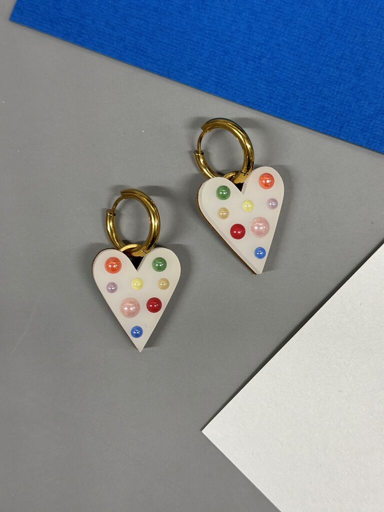 Heart earrings, Dot
