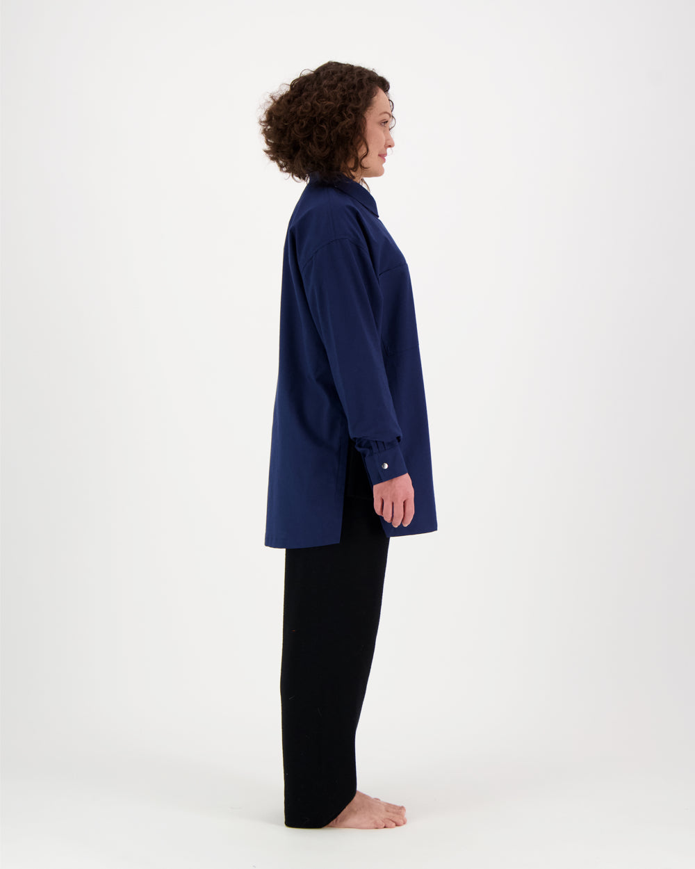 Isopaita, Navy