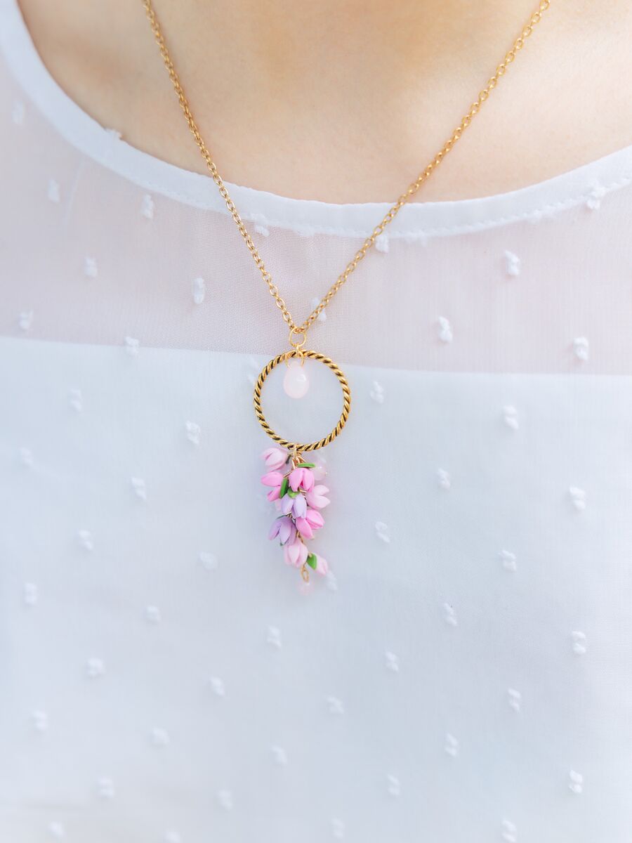 Kanervan kuiskaus -kaulakoru