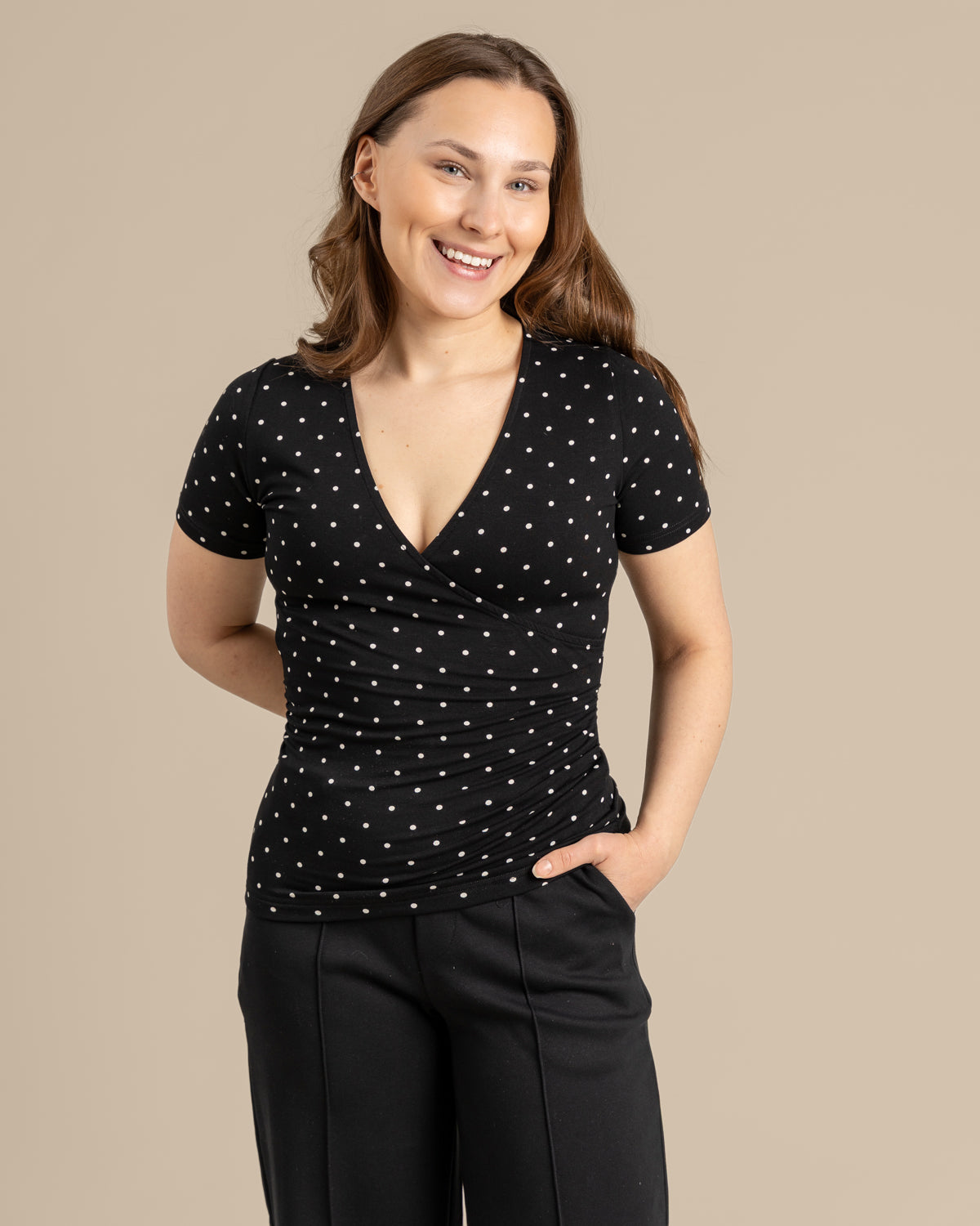 Kietaisupääntie T-paita, Musta Pilkku