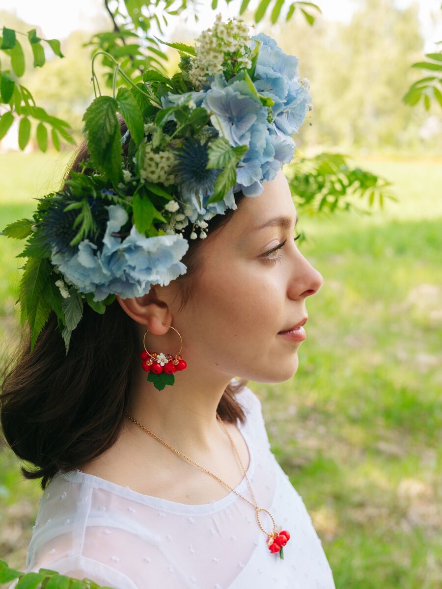 Leiskuva pihlaja -rengaskorvakorut