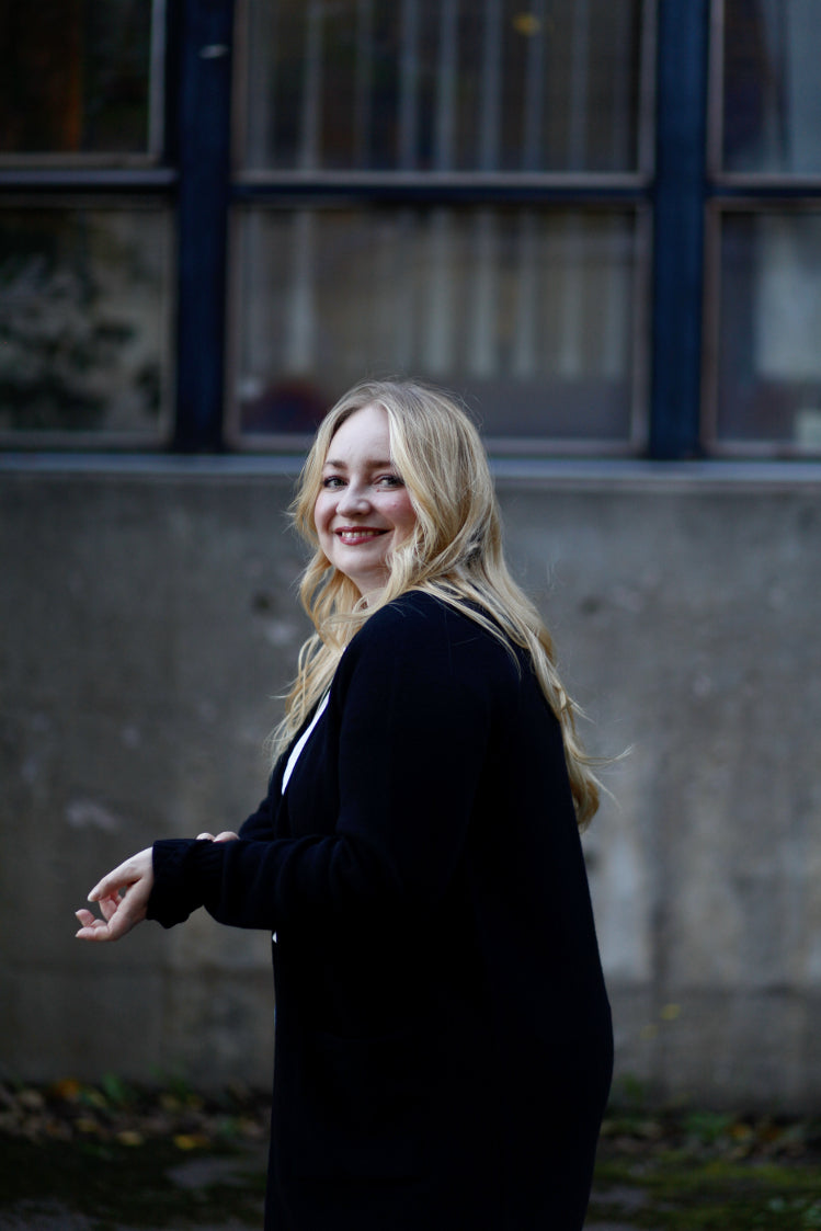 Kajastus -Villatakki, Deep Black