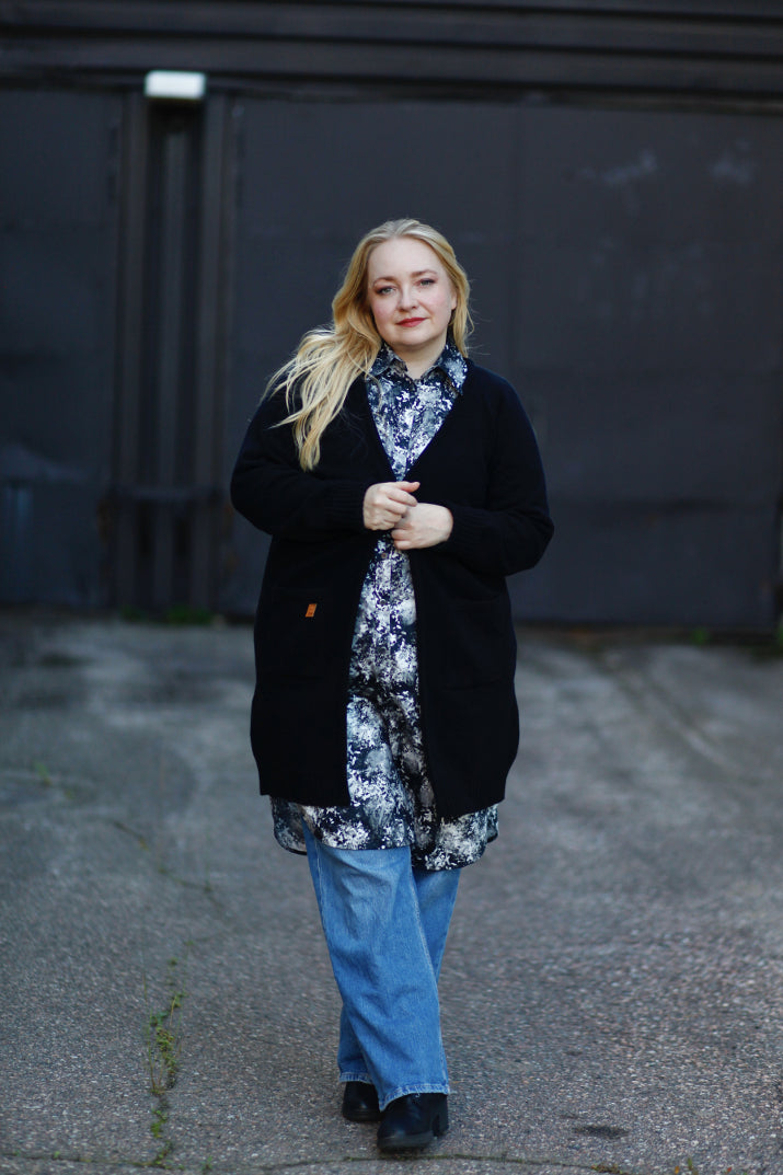 Kajastus -Villatakki, Deep Black