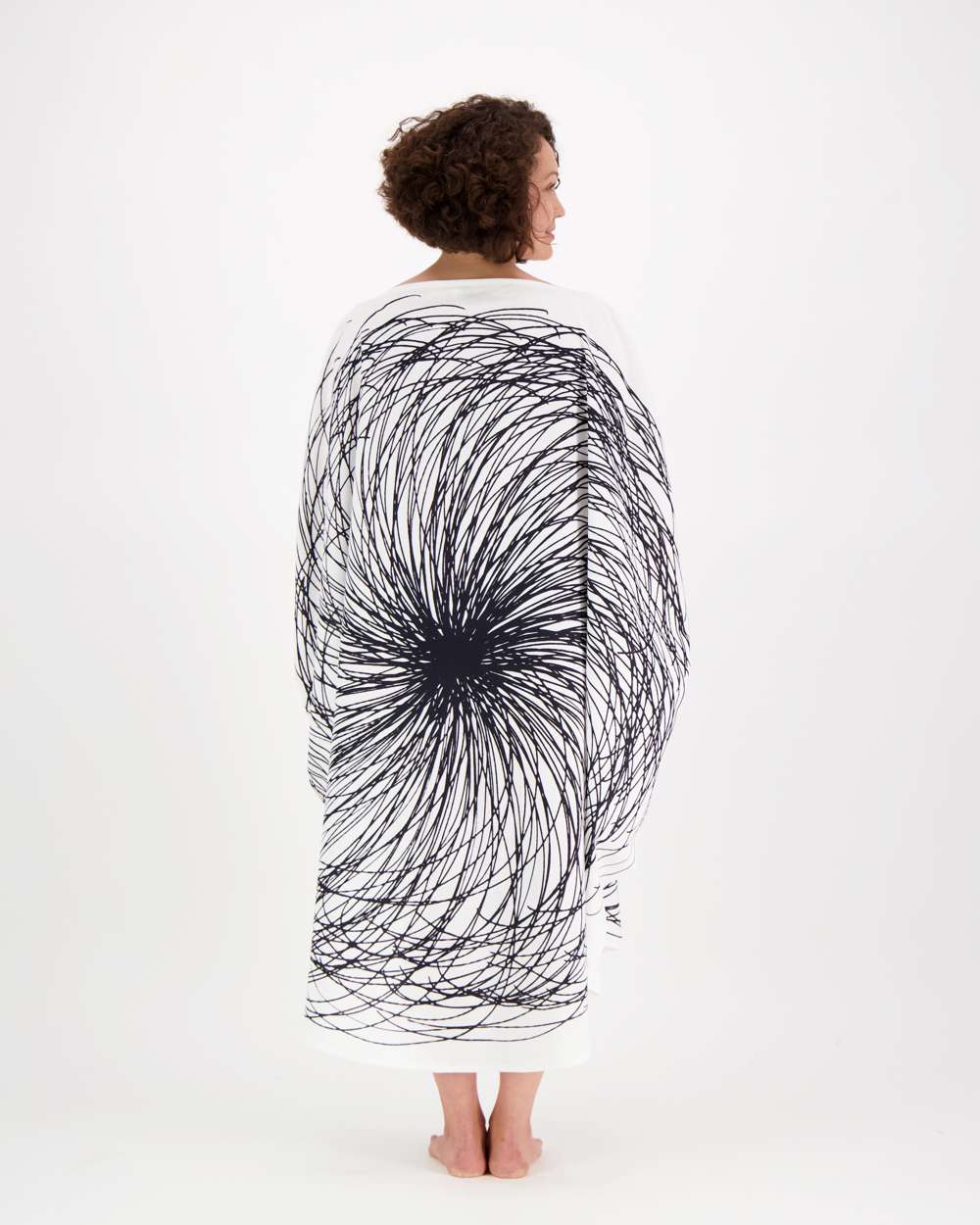 Myllynkivi Dress, Swirly White-Black
