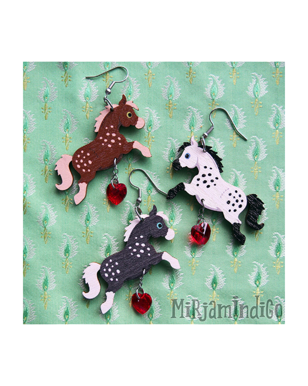Hearty Horsies vanerikorvakorut
