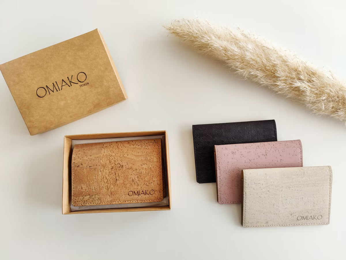 Korttikotelo taitettava