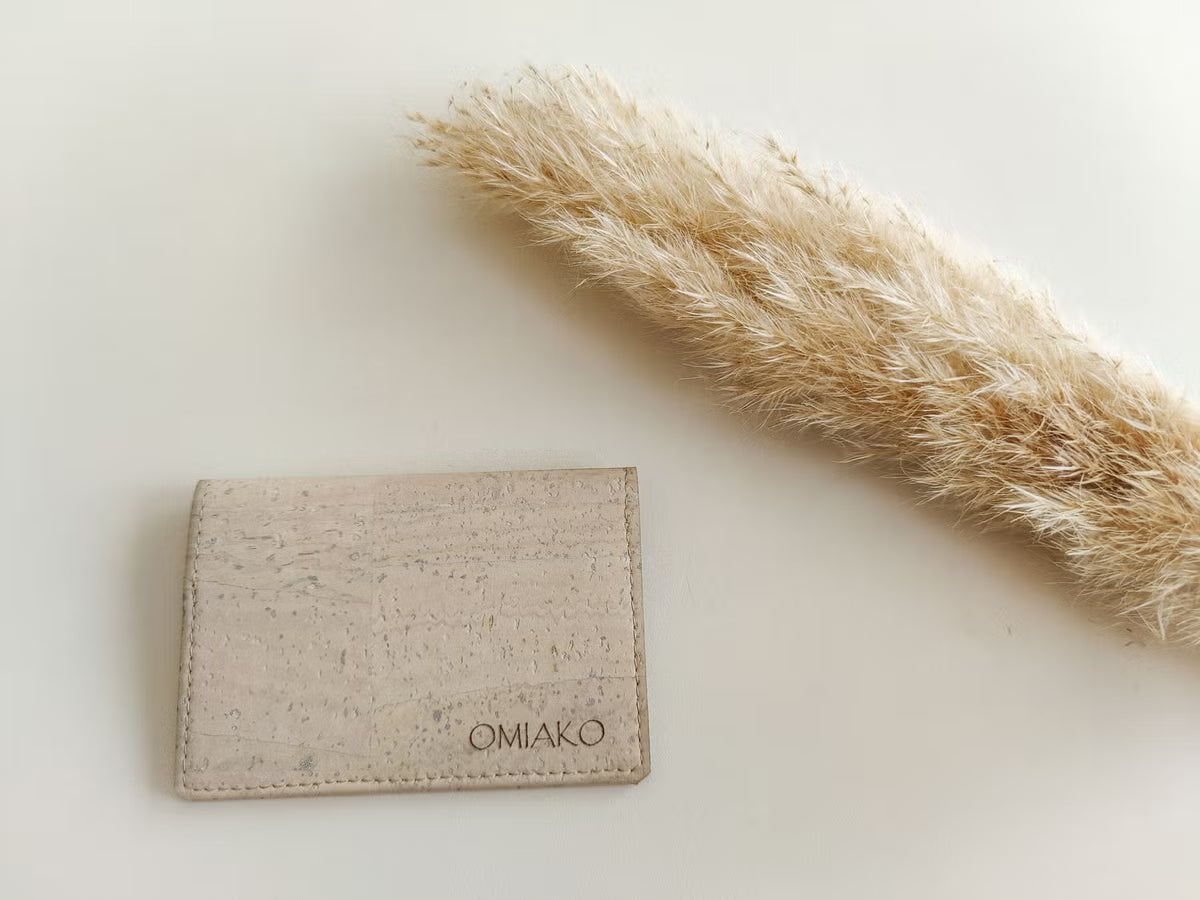 Korttikotelo taitettava